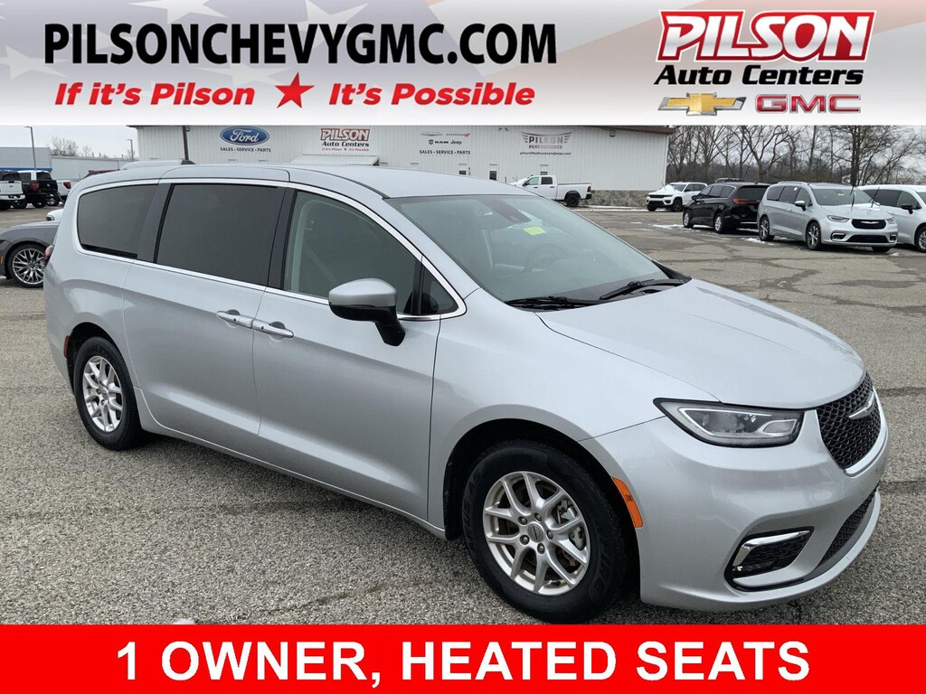Used 2023 Chrysler Pacifica Touring L Van Passenger Van