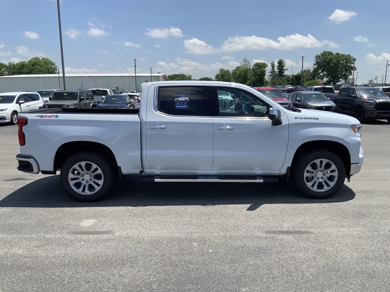 2026 Chevrolet Silverado 1500 LTZ - Photo 13