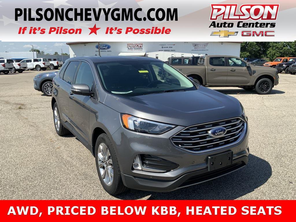 2024 Ford Edge Titanium's photo