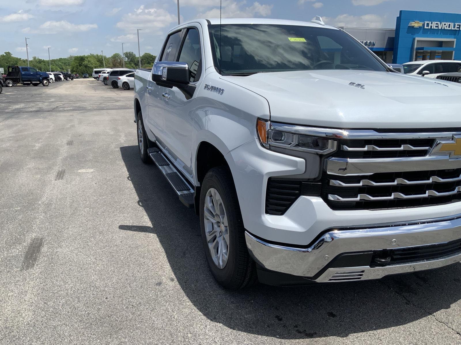 2026 Chevrolet Silverado 1500 LTZ - Photo 14