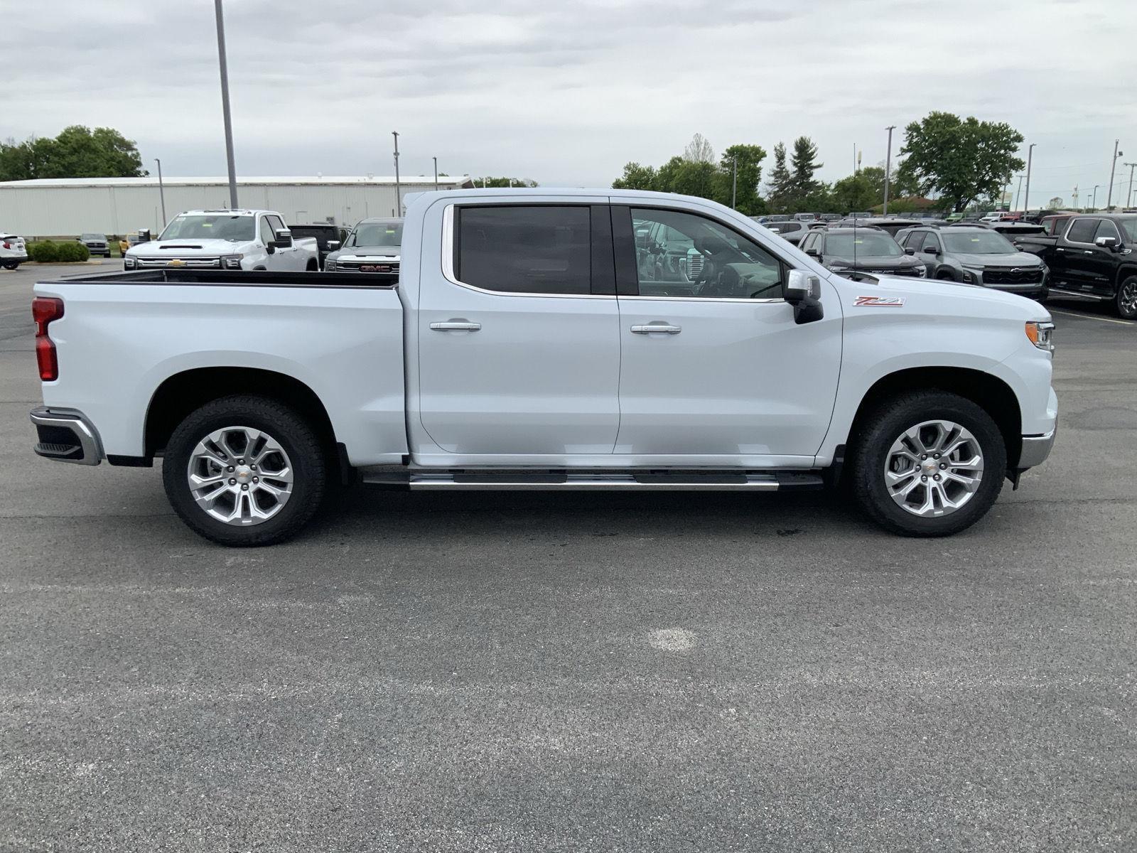 2026 Chevrolet Silverado 1500 LTZ - Photo 13