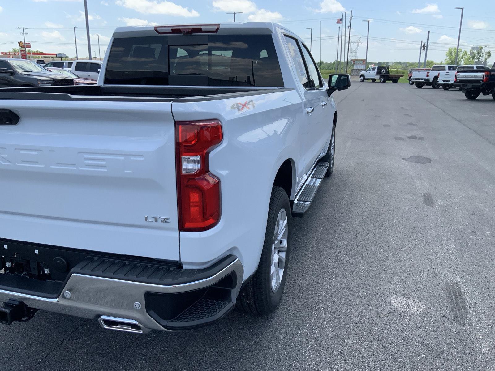 2026 Chevrolet Silverado 1500 LTZ - Photo 17