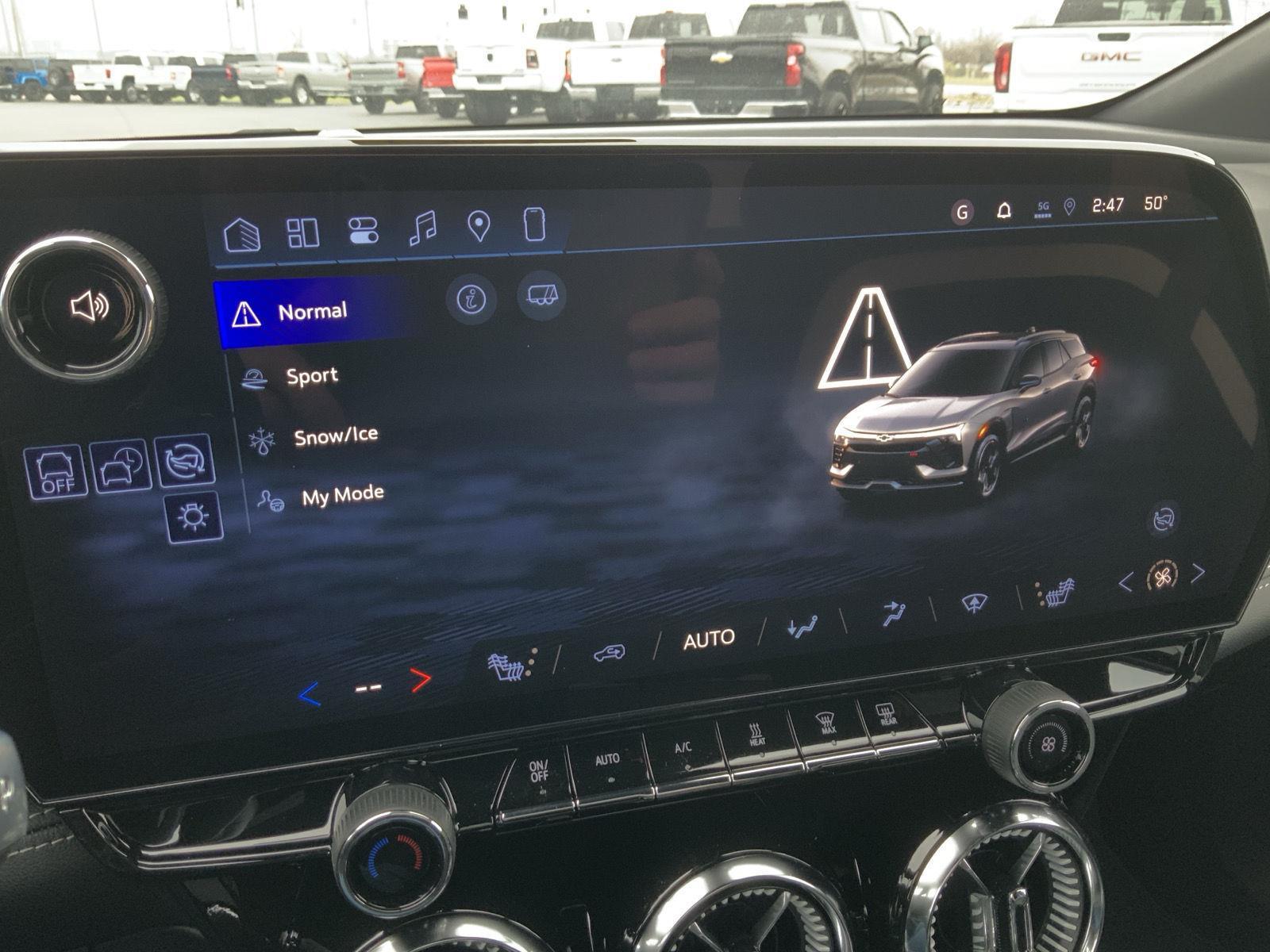 2026 Chevrolet Blazer EV LT - Photo 45