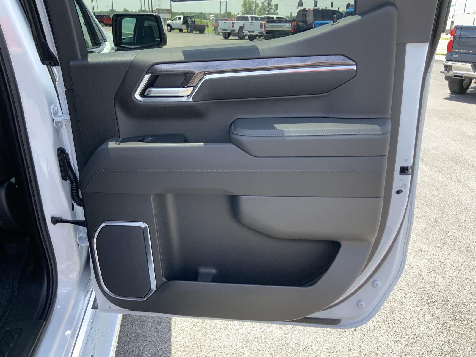 2026 Chevrolet Silverado 1500 LTZ - Photo 60