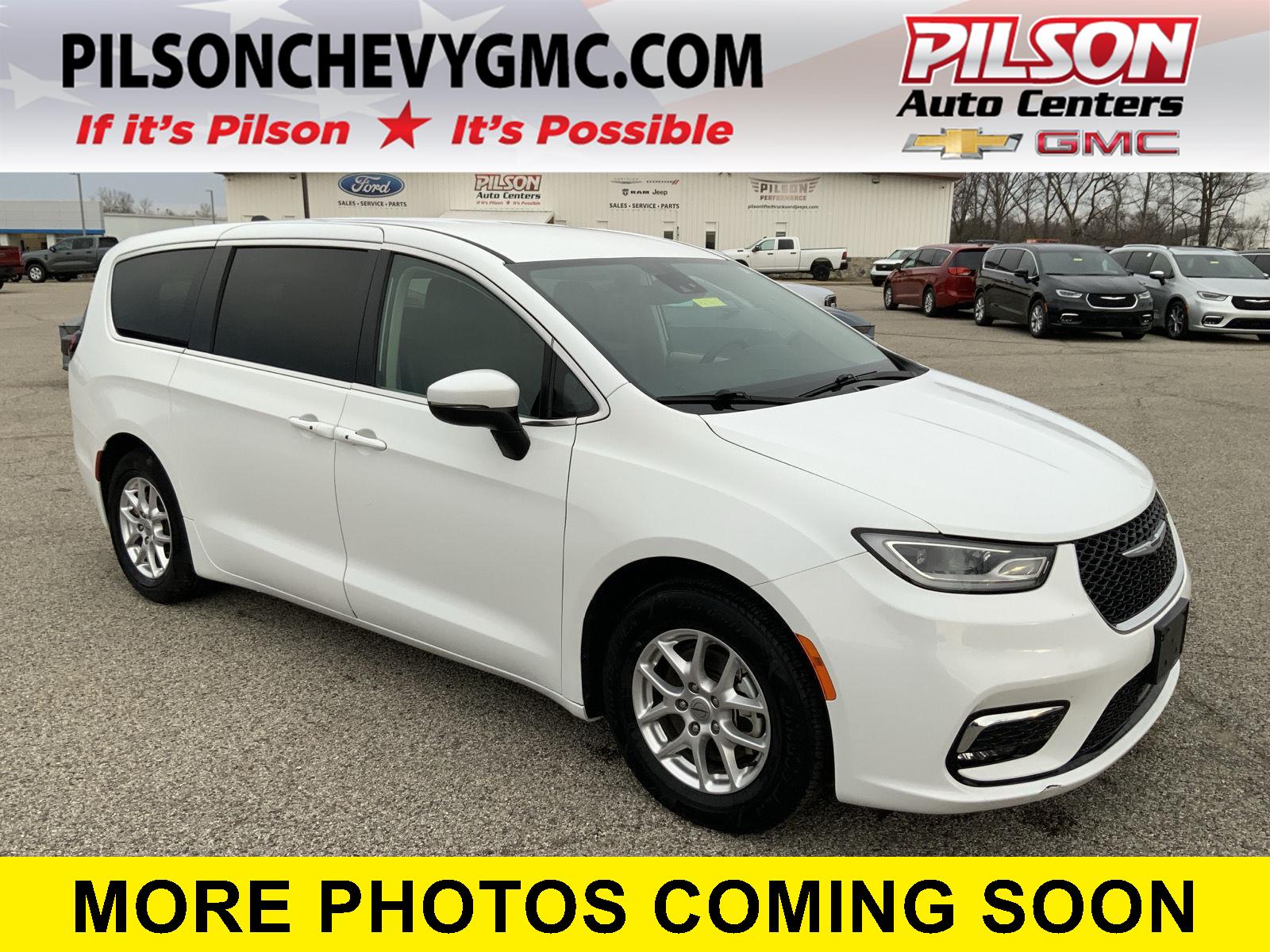 2023 Chrysler Pacifica Touring L