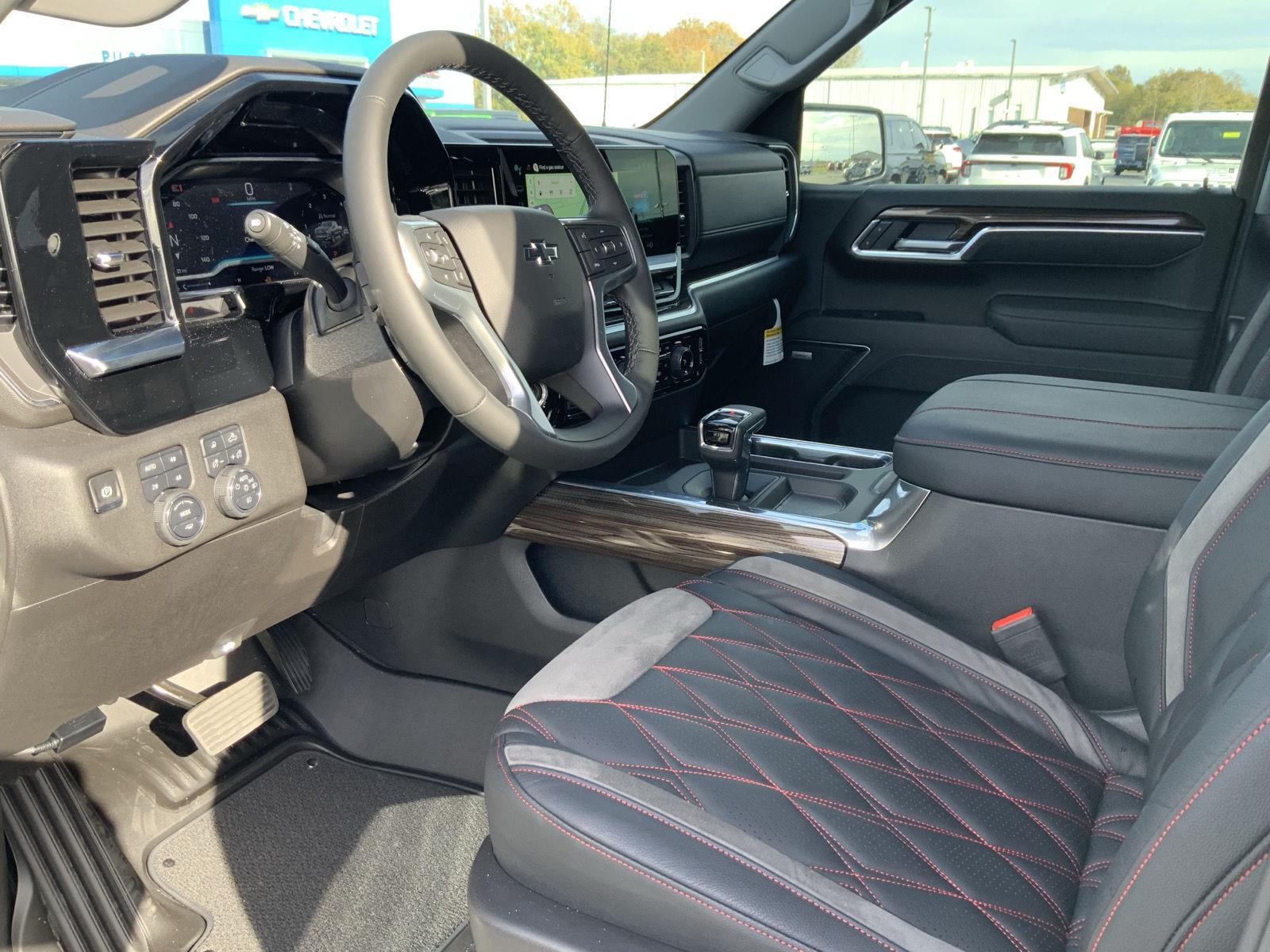 2025 Chevrolet Silverado 1500 RST - Photo 32
