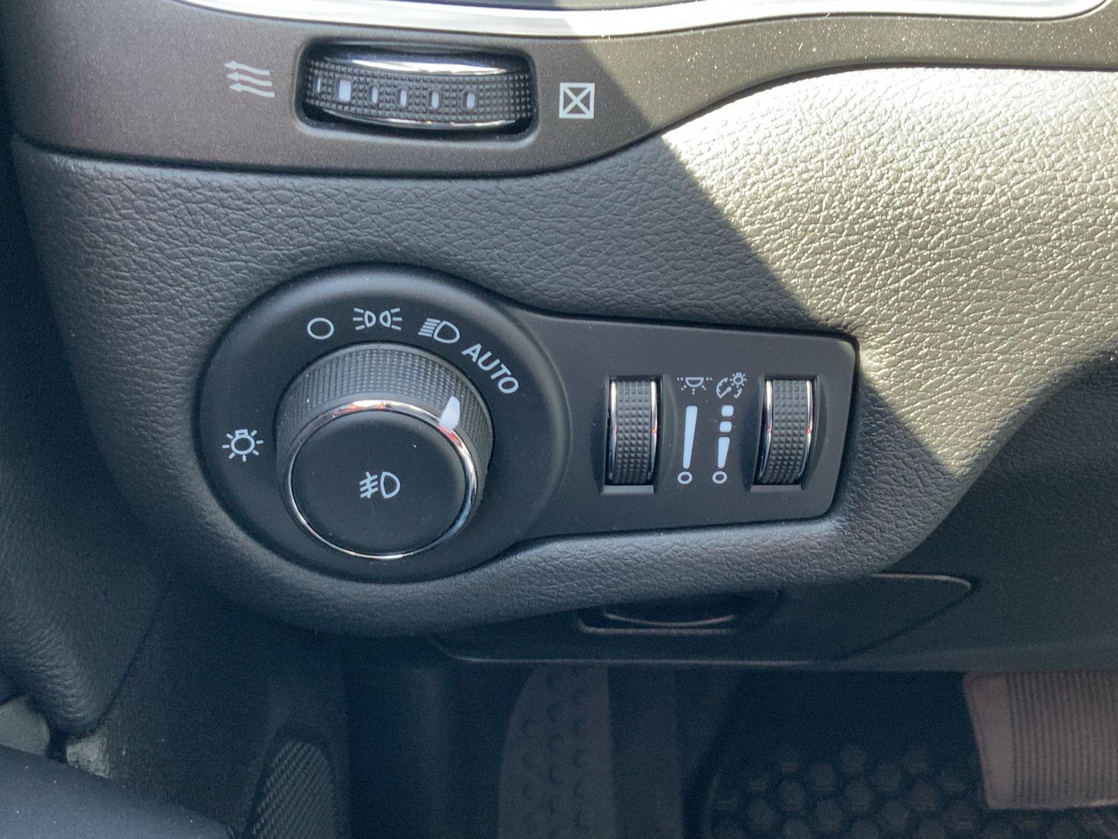 2022 Jeep Cherokee Trailhawk - Photo 27