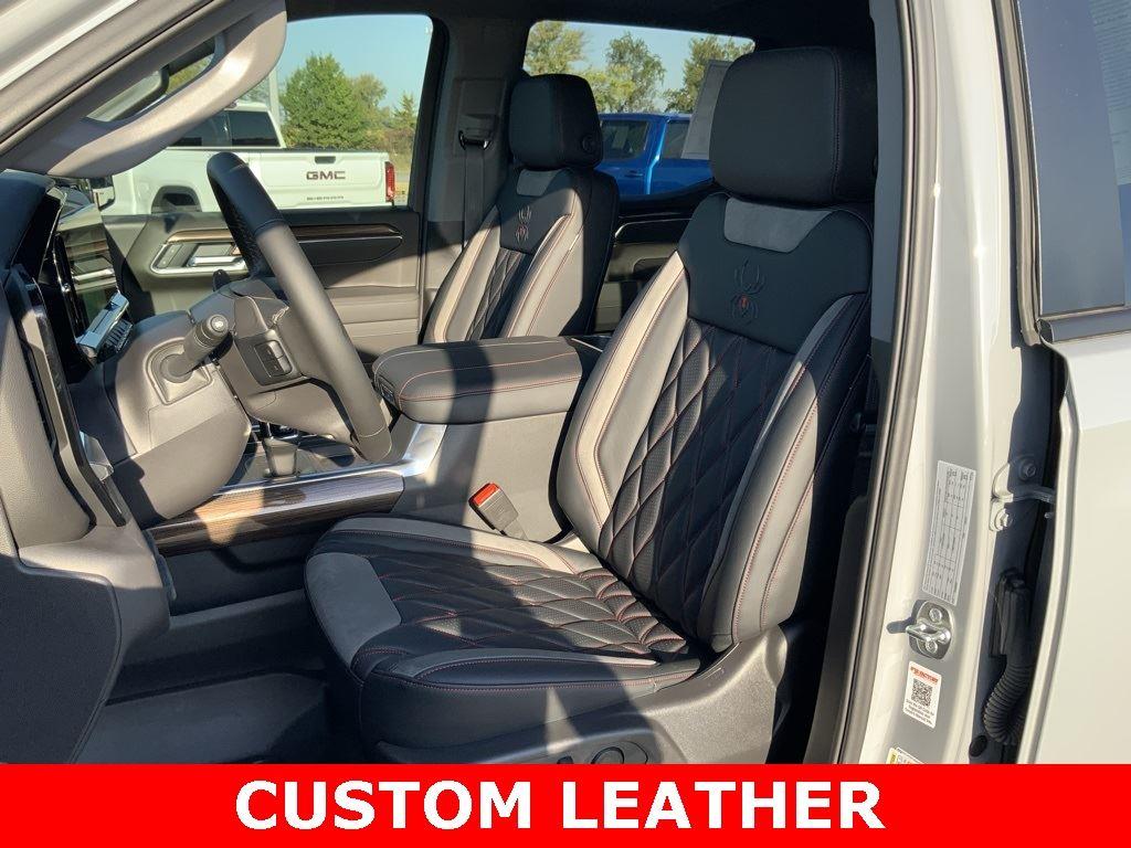 2025 Chevrolet Silverado 1500 RST - Photo 7
