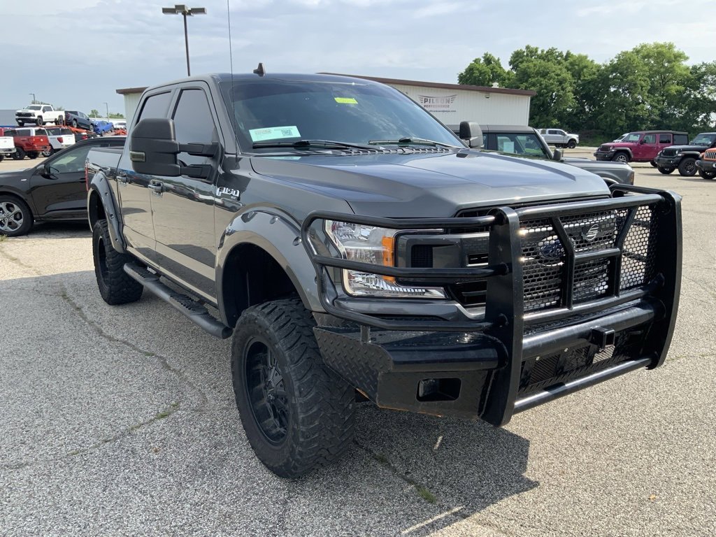 2020 Ford F-150 XLT photo 2