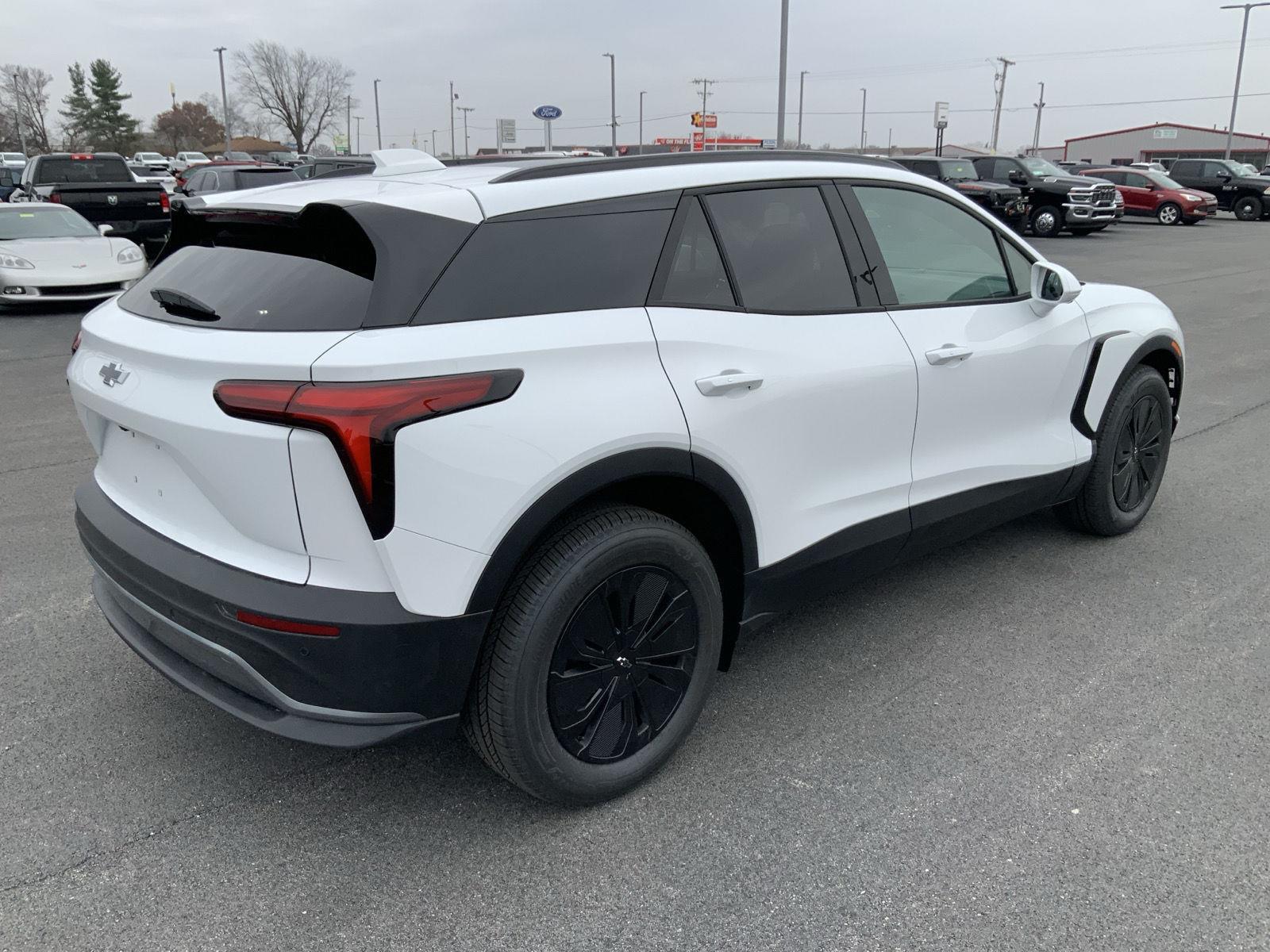 2026 Chevrolet Blazer EV LT - Photo 15