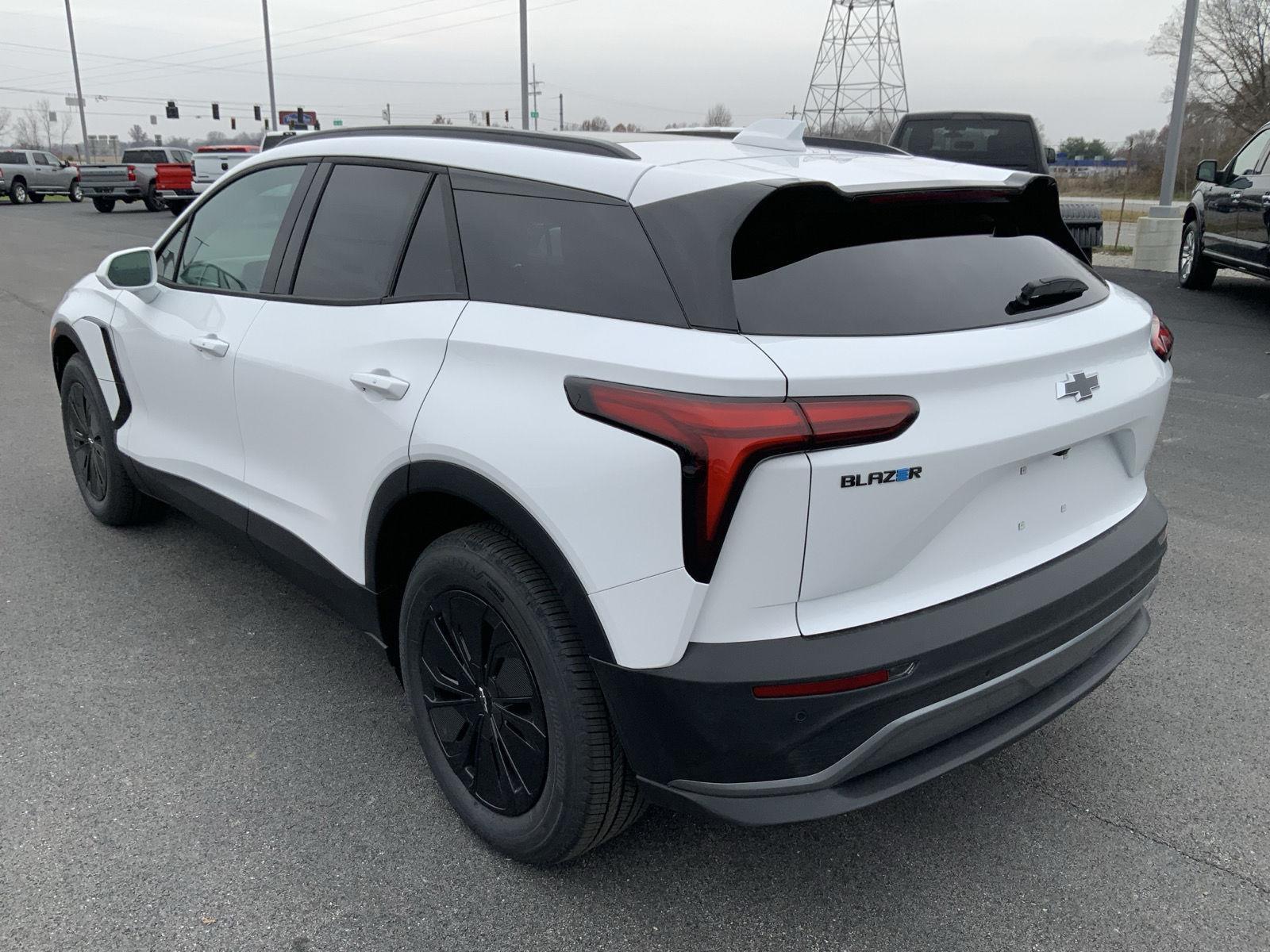 2026 Chevrolet Blazer EV LT - Photo 11