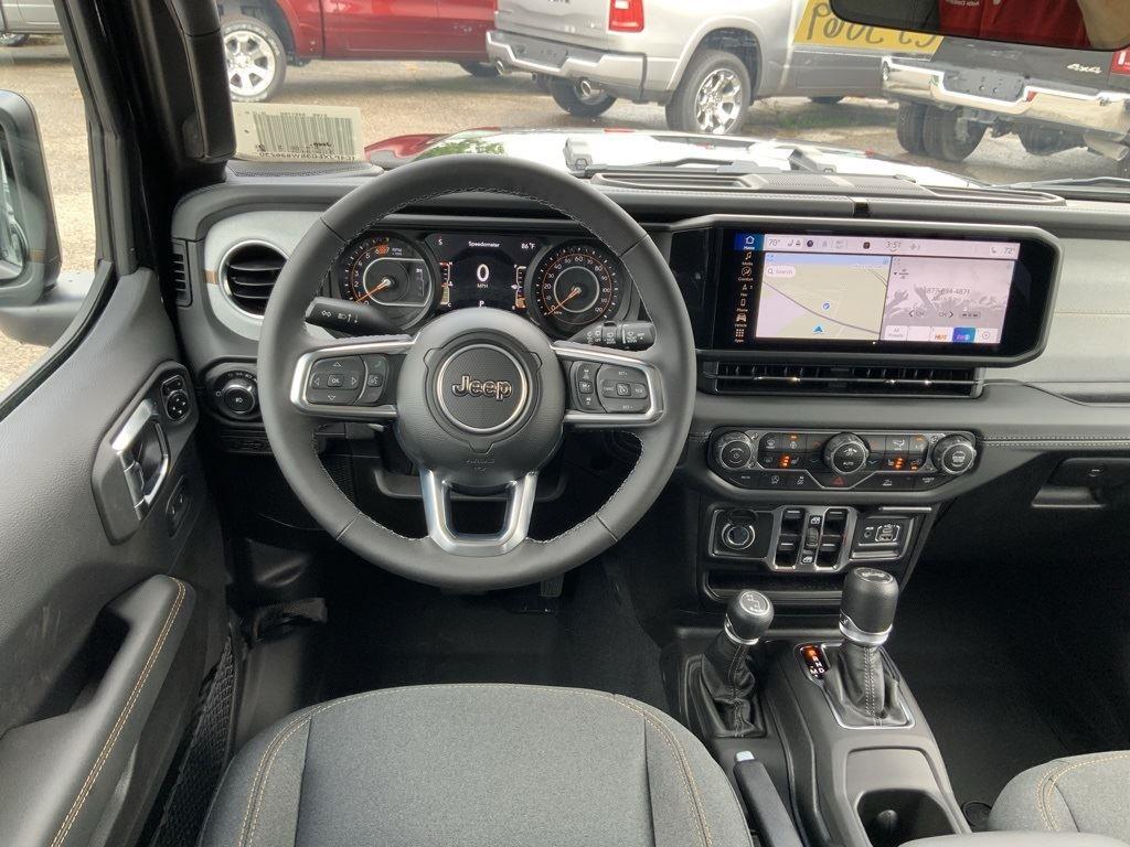 2025 Jeep Wrangler 4-Door Sahara - Photo 27