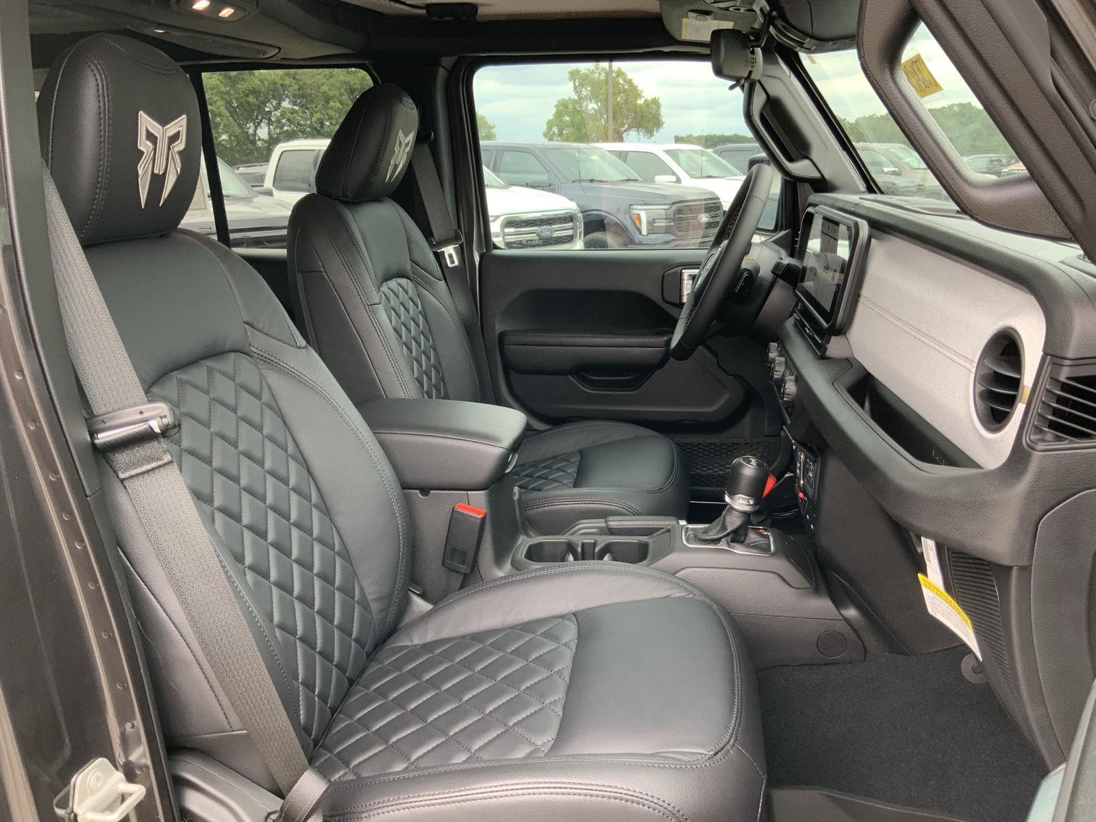 2024 Jeep Wrangler 4-Door Willys - Photo 51