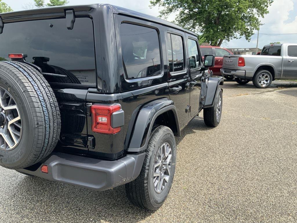 2025 Jeep Wrangler 4-Door Sahara - Photo 20