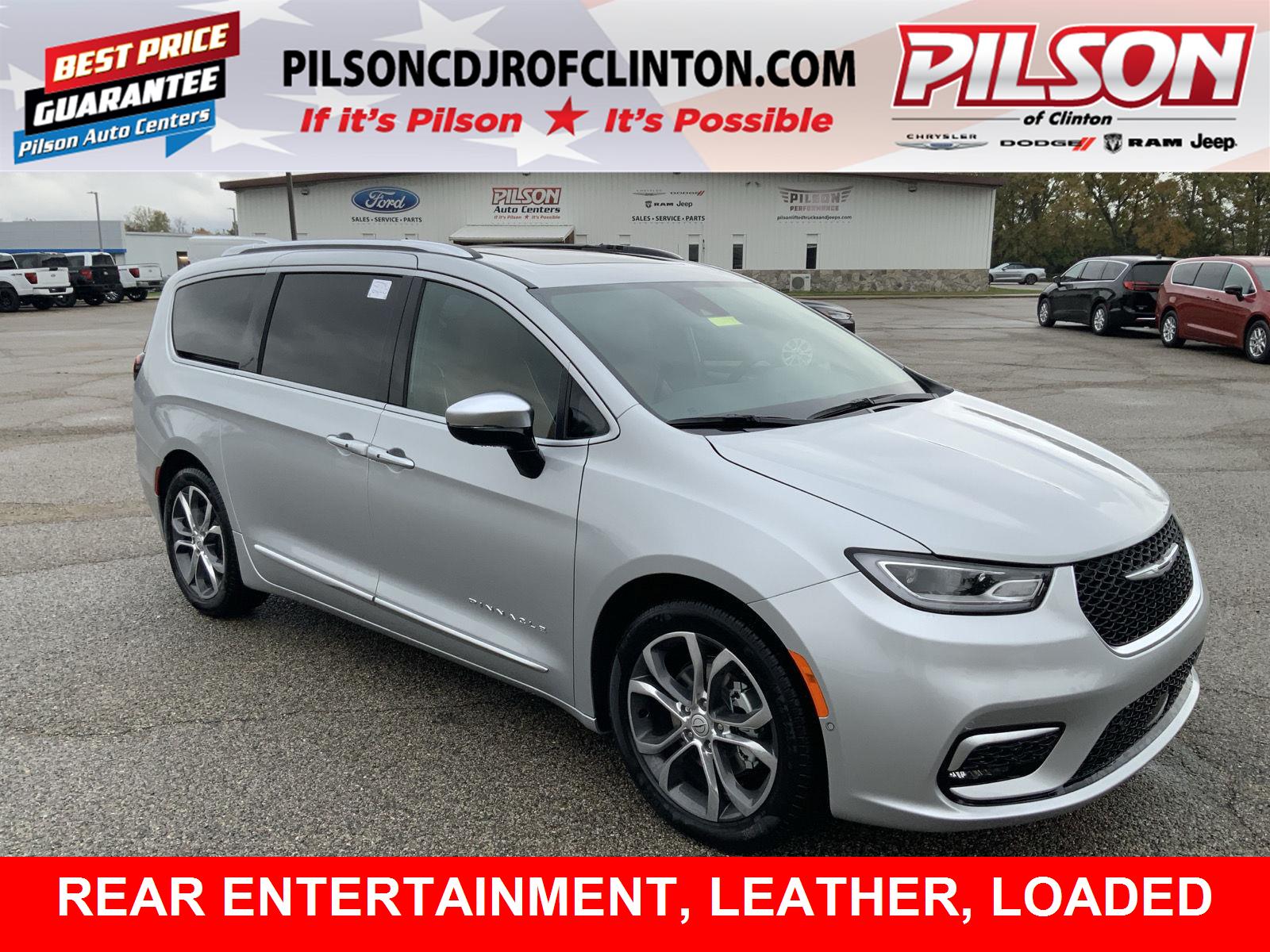 2026 Chrysler Pacifica Pinnacle's photo