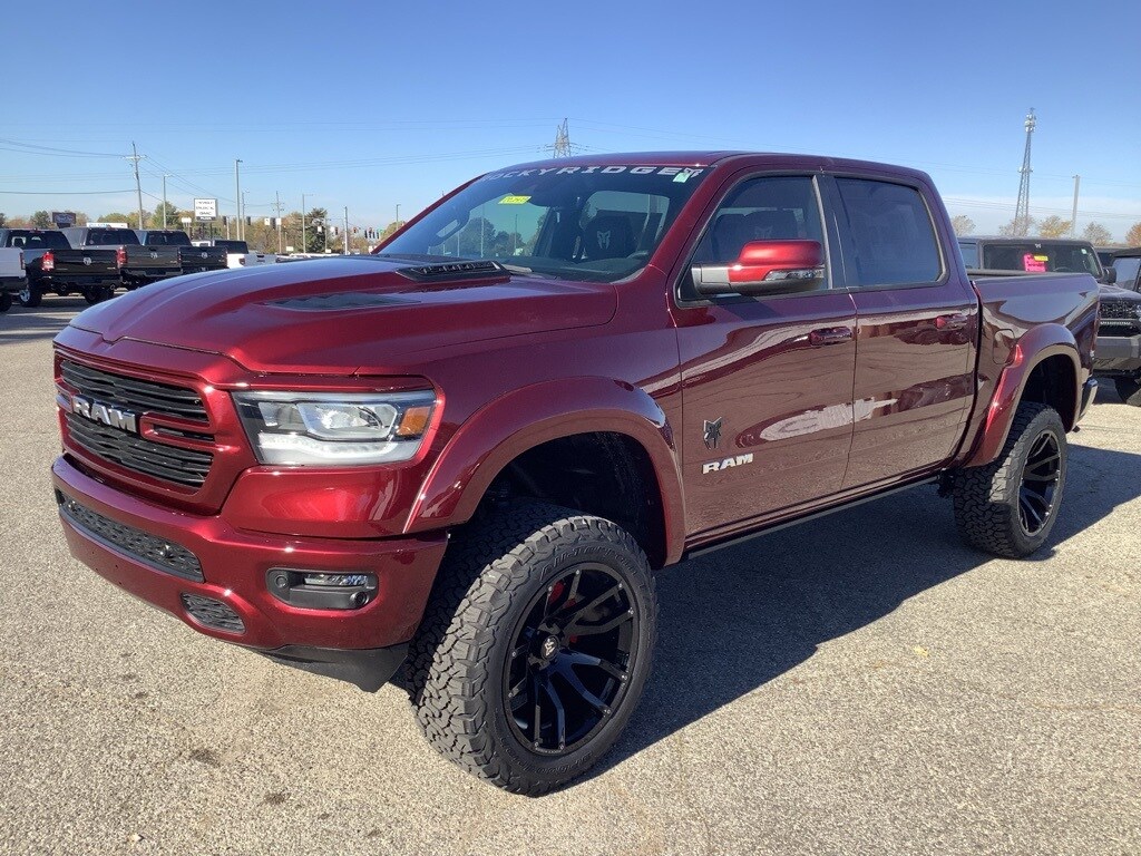 2024 Ram 1500 Laramie photo 3