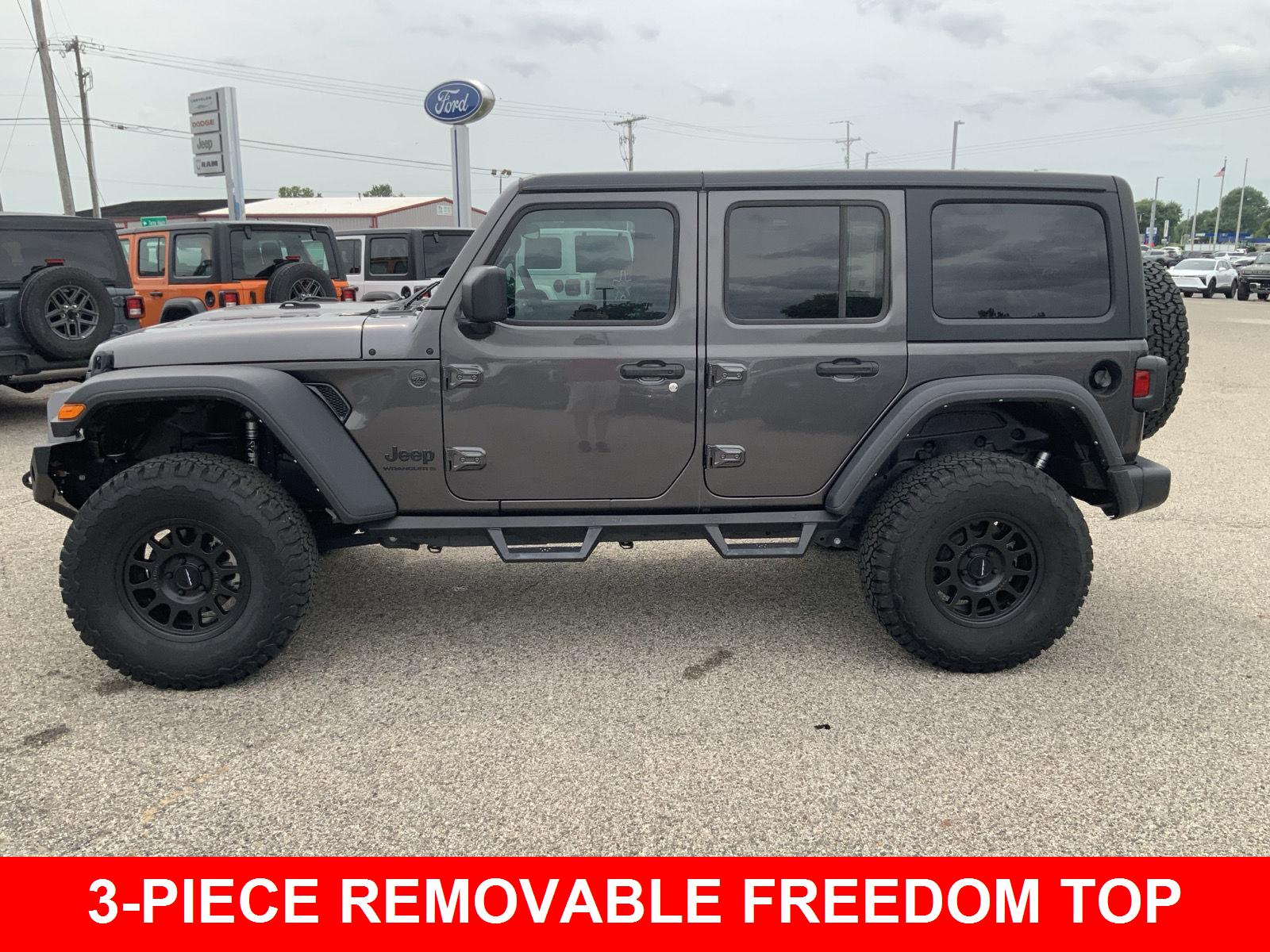 2024 Jeep Wrangler 4-Door Willys - Photo 7