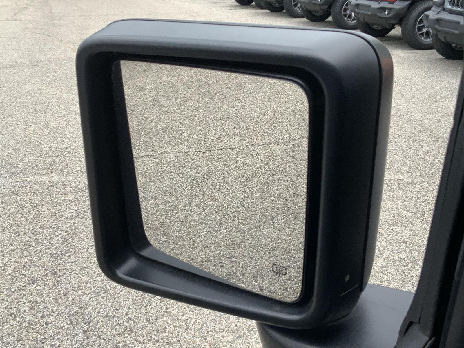 2024 Jeep Wrangler 4-Door Willys - Photo 18