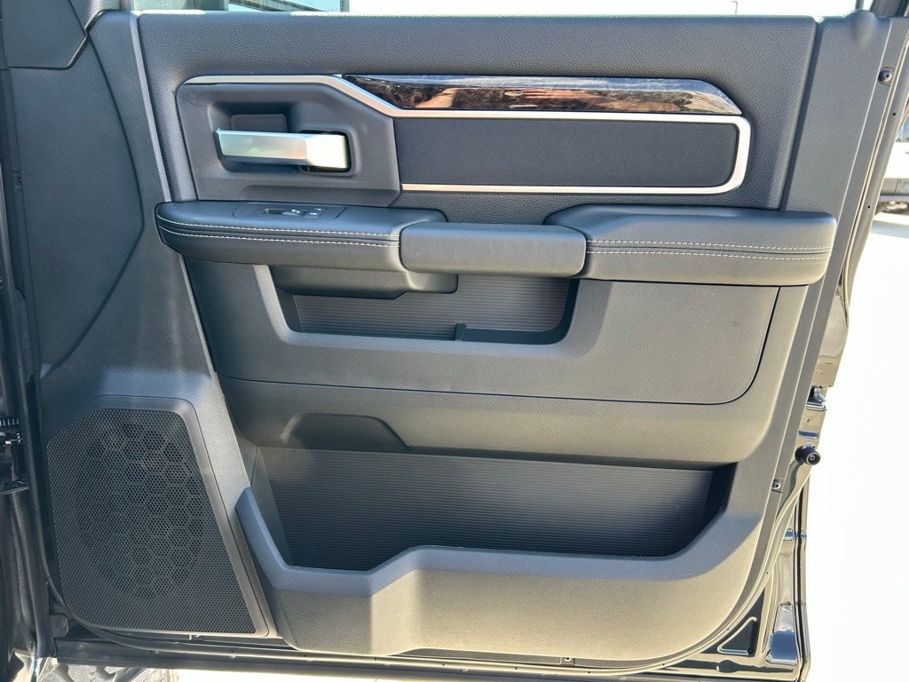 2025 RAM 2500 Big Horn - Photo 35