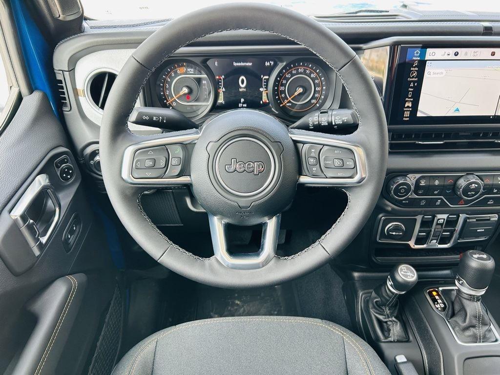 2025 Jeep Wrangler 4-Door Sahara - Photo 14