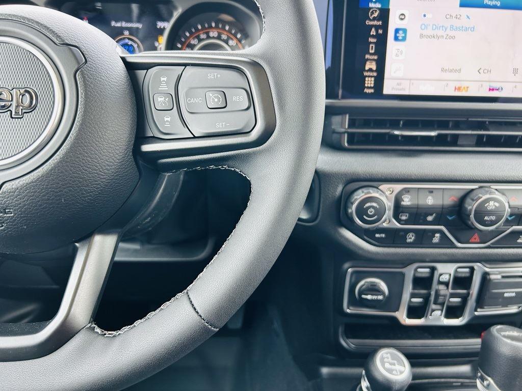 2025 Jeep Gladiator Sport S - Photo 17