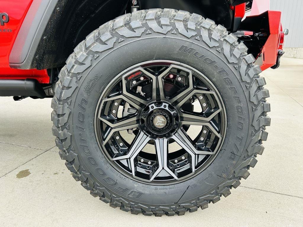 2025 Jeep Wrangler 4-Door Willys - Photo 40