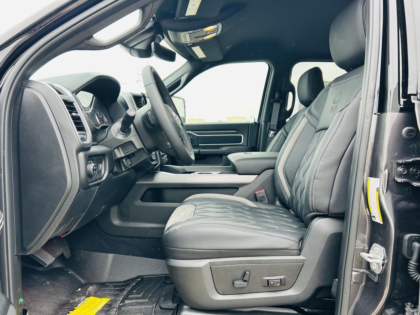 2025 Ram 2500 Big Horn photo 3