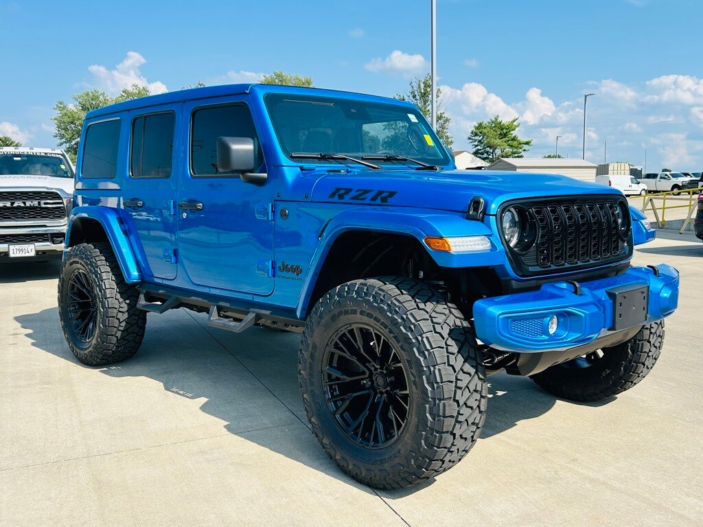 2025 Jeep Wrangler photo 2