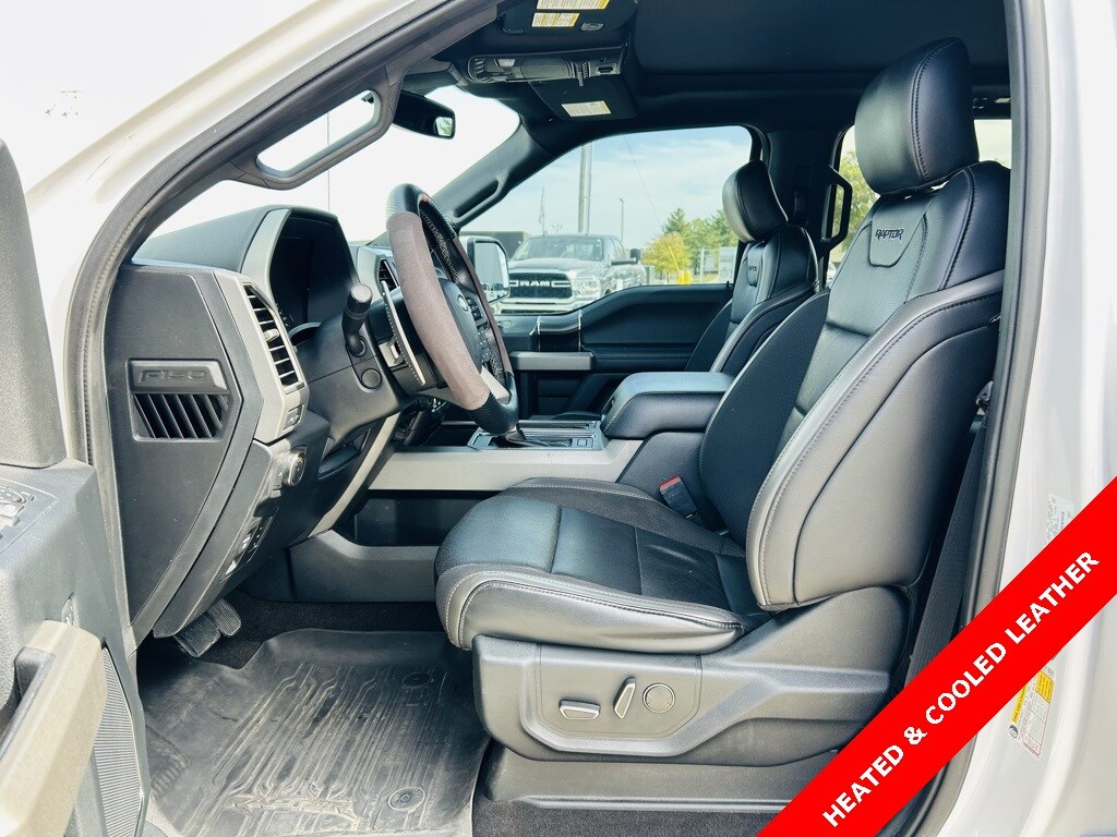 2020 Ford F-150 Raptor photo 3