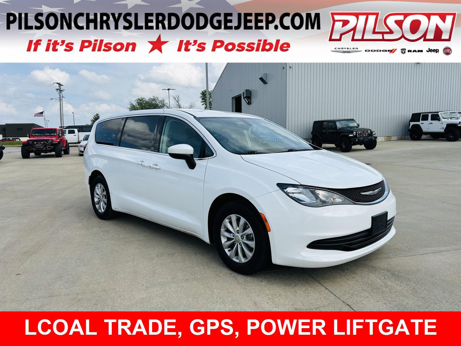 2017 Chrysler Pacifica Touring