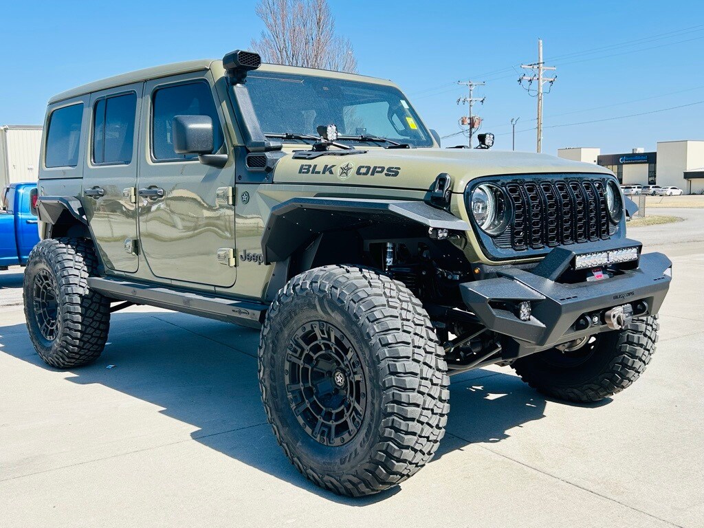 2025 Jeep Wrangler Willys Sport photo 2