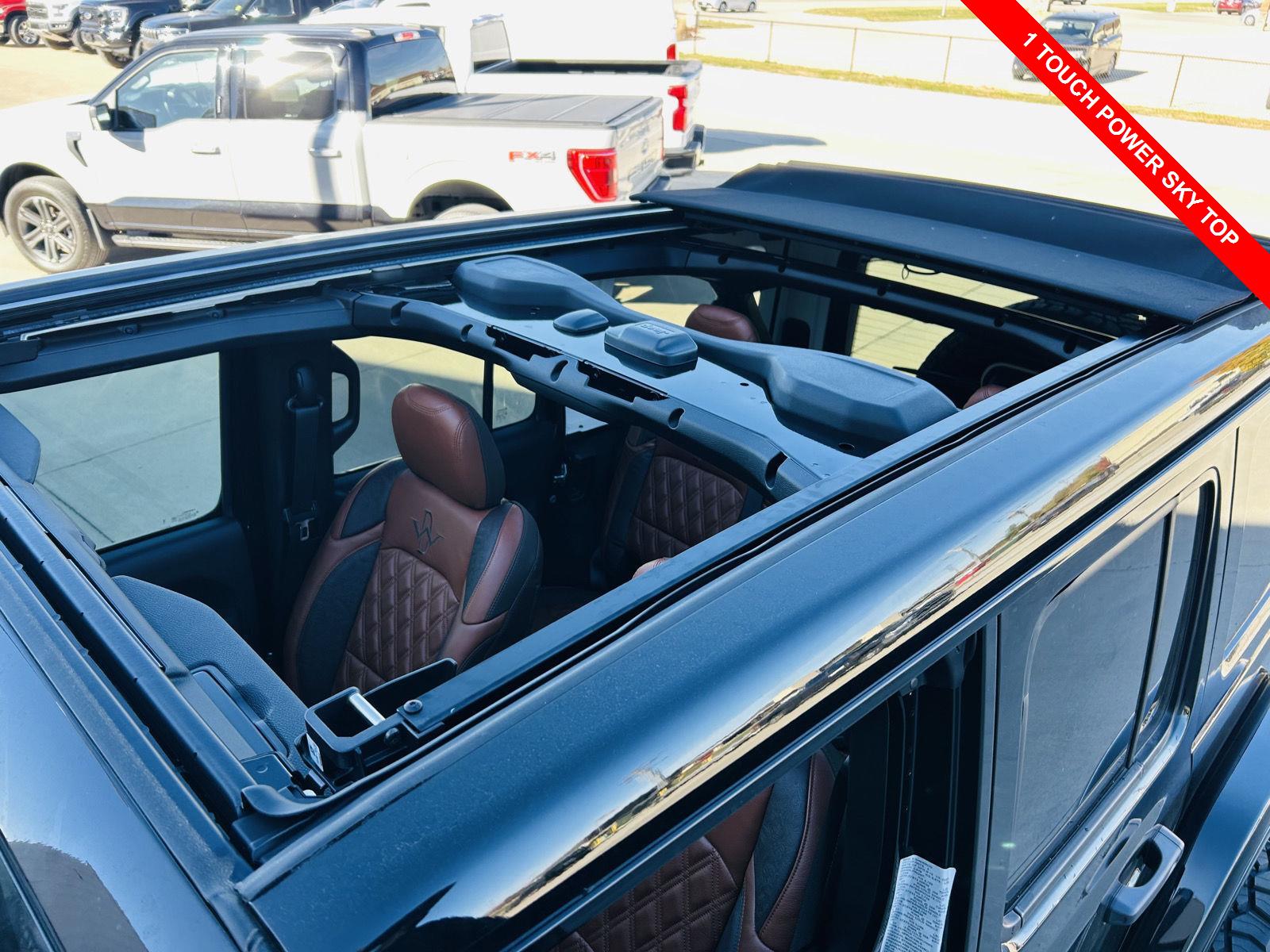 2025 Jeep Wrangler Willys photo 4