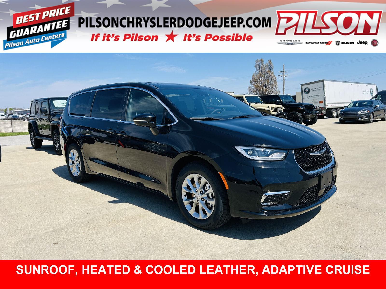 2026 Chrysler Pacifica Limited's photo