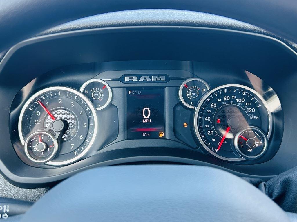 2025 RAM 2500 Tradesman - Photo 17