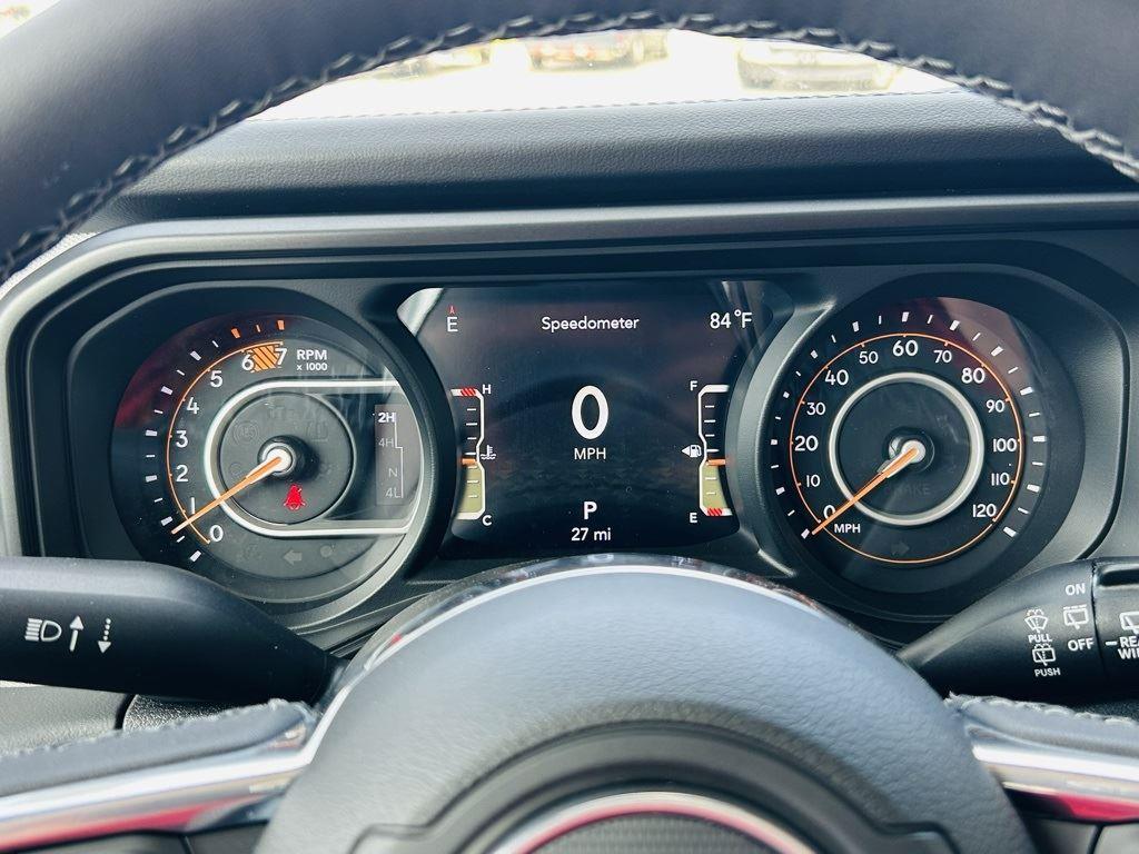 2025 Jeep Wrangler 4-Door Sahara - Photo 18
