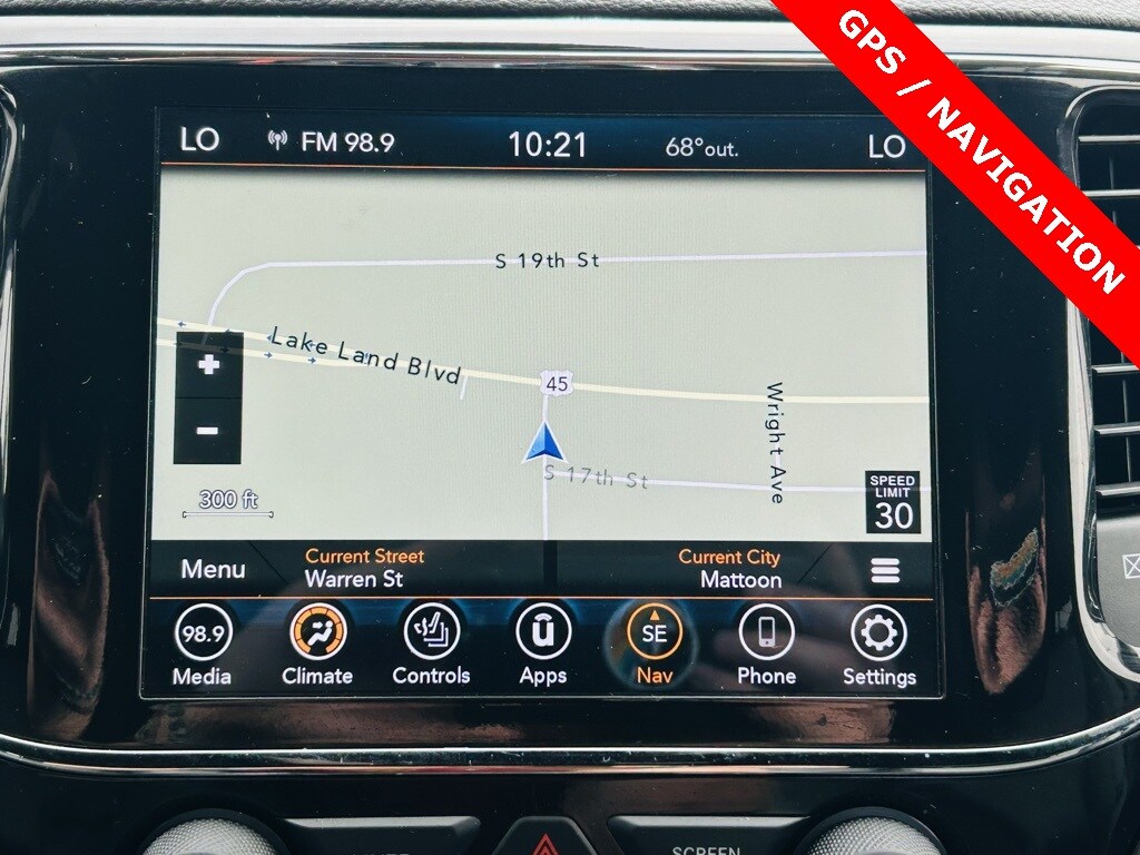 2021 Jeep Grand Cherokee Laredo X photo 3