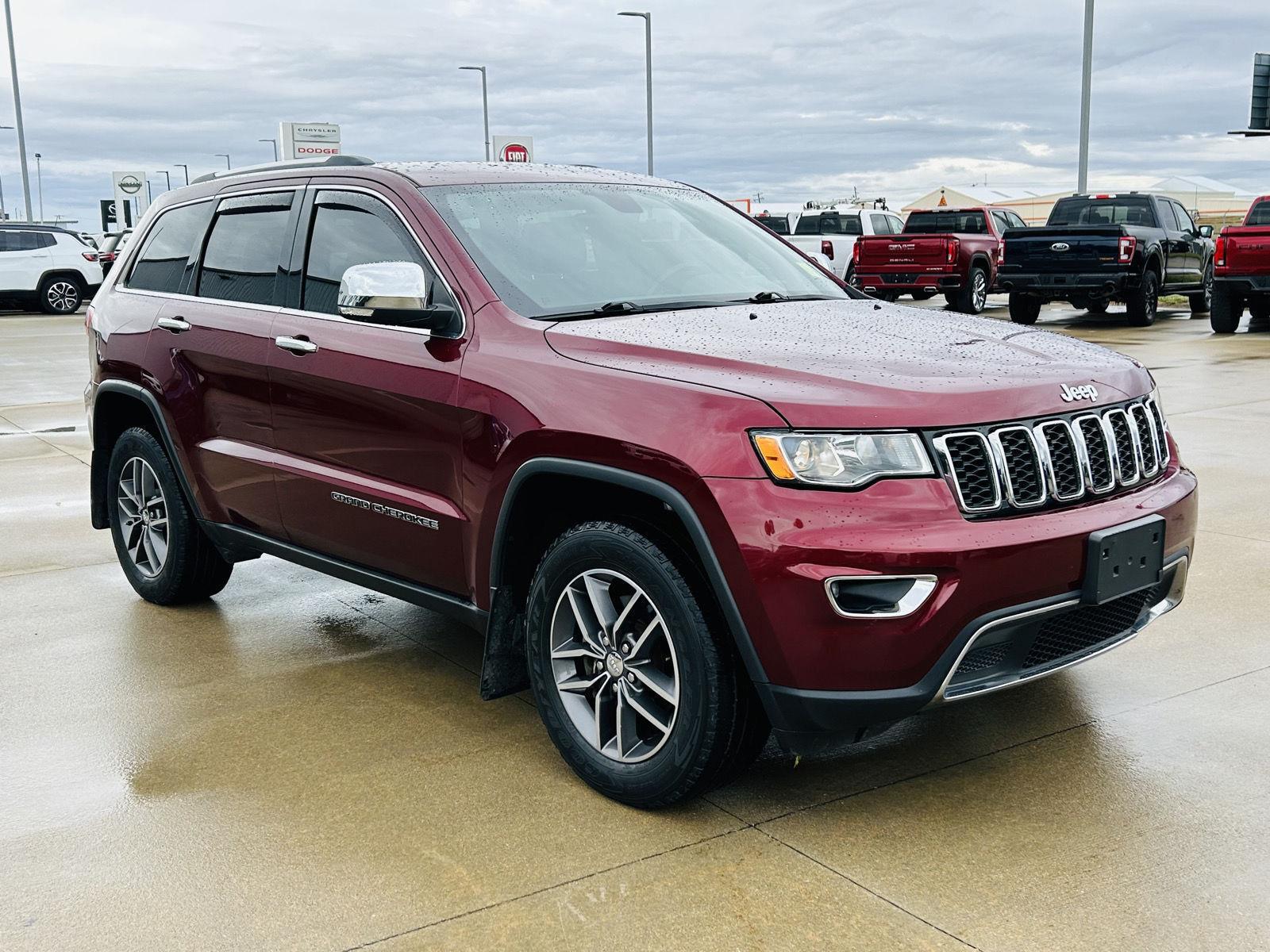 Used 2018 Jeep Grand Cherokee Limited with VIN 1C4RJFBG2JC145607 for sale in Mattoon, IL