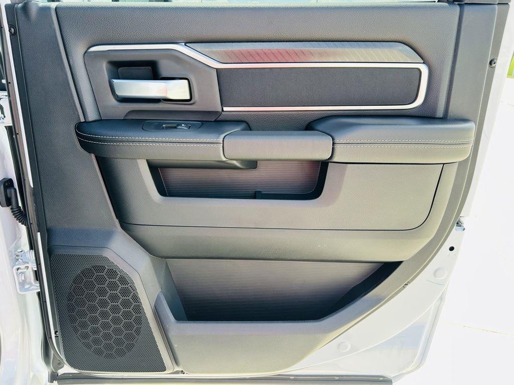 2025 RAM 2500 Big Horn - Photo 26