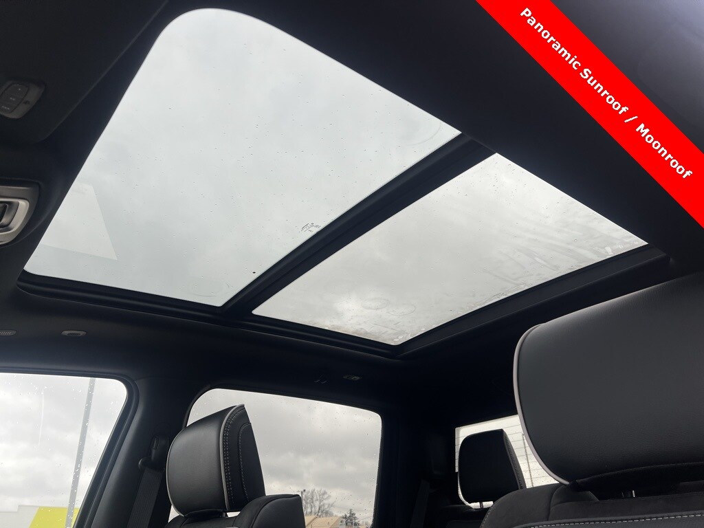 2025 Ram 1500 Laramie photo 3