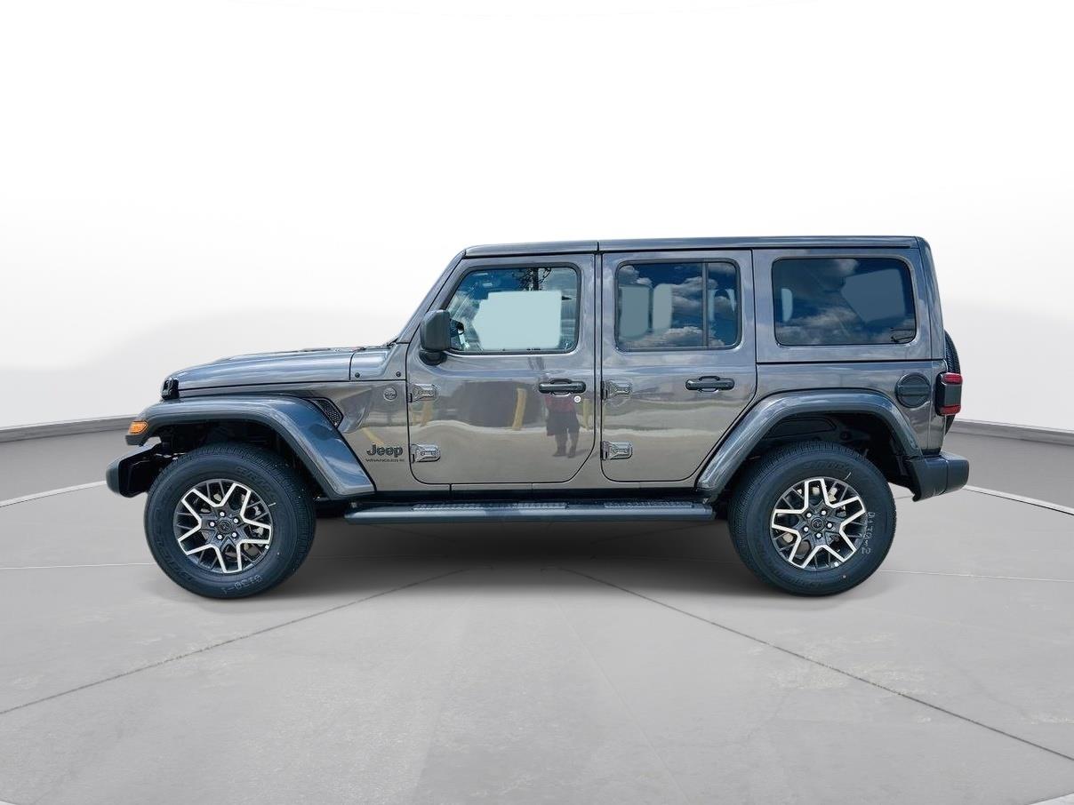 2025 Jeep Wrangler 4-Door Sahara - Photo 32