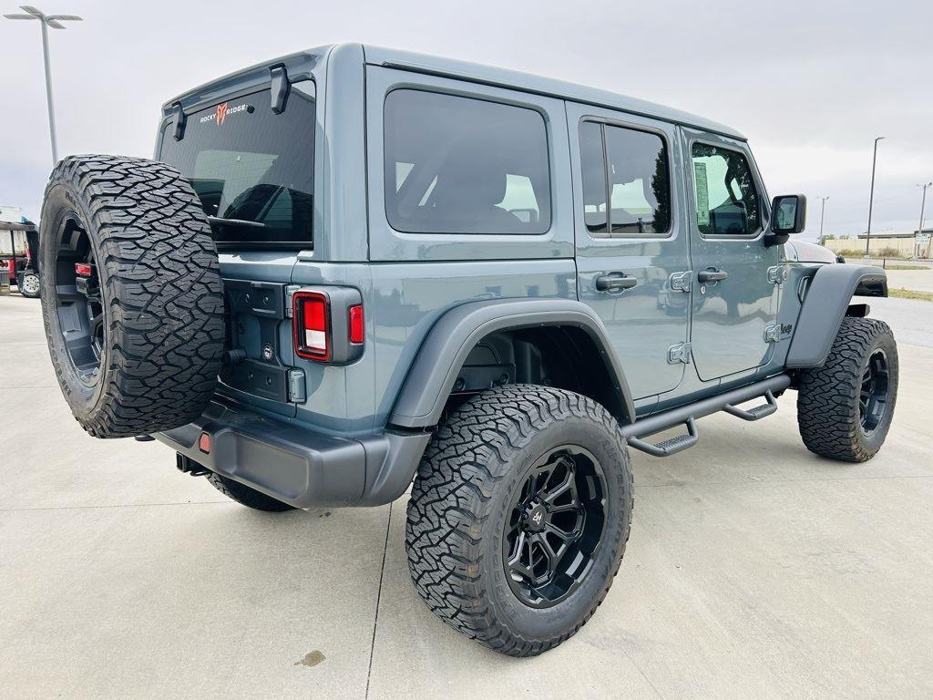 2025 Jeep Wrangler 4-Door Willys - Photo 39