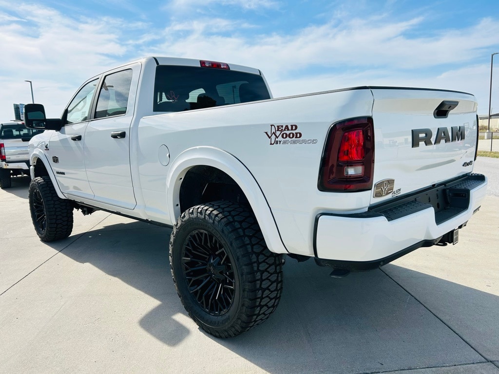 2025 RAM 3500 Big Horn - Photo 35