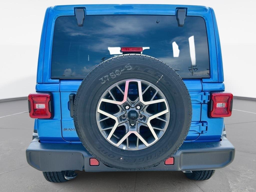 2025 Jeep Wrangler 4-Door Sahara - Photo 36