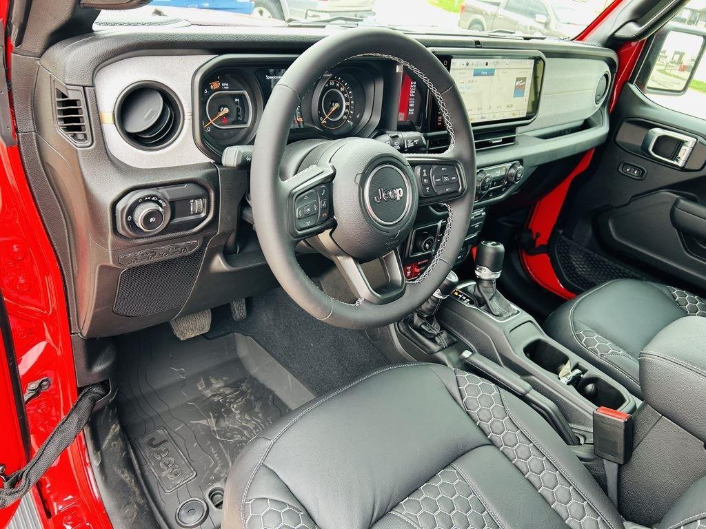 2025 Jeep Wrangler 4-Door Willys - Photo 14