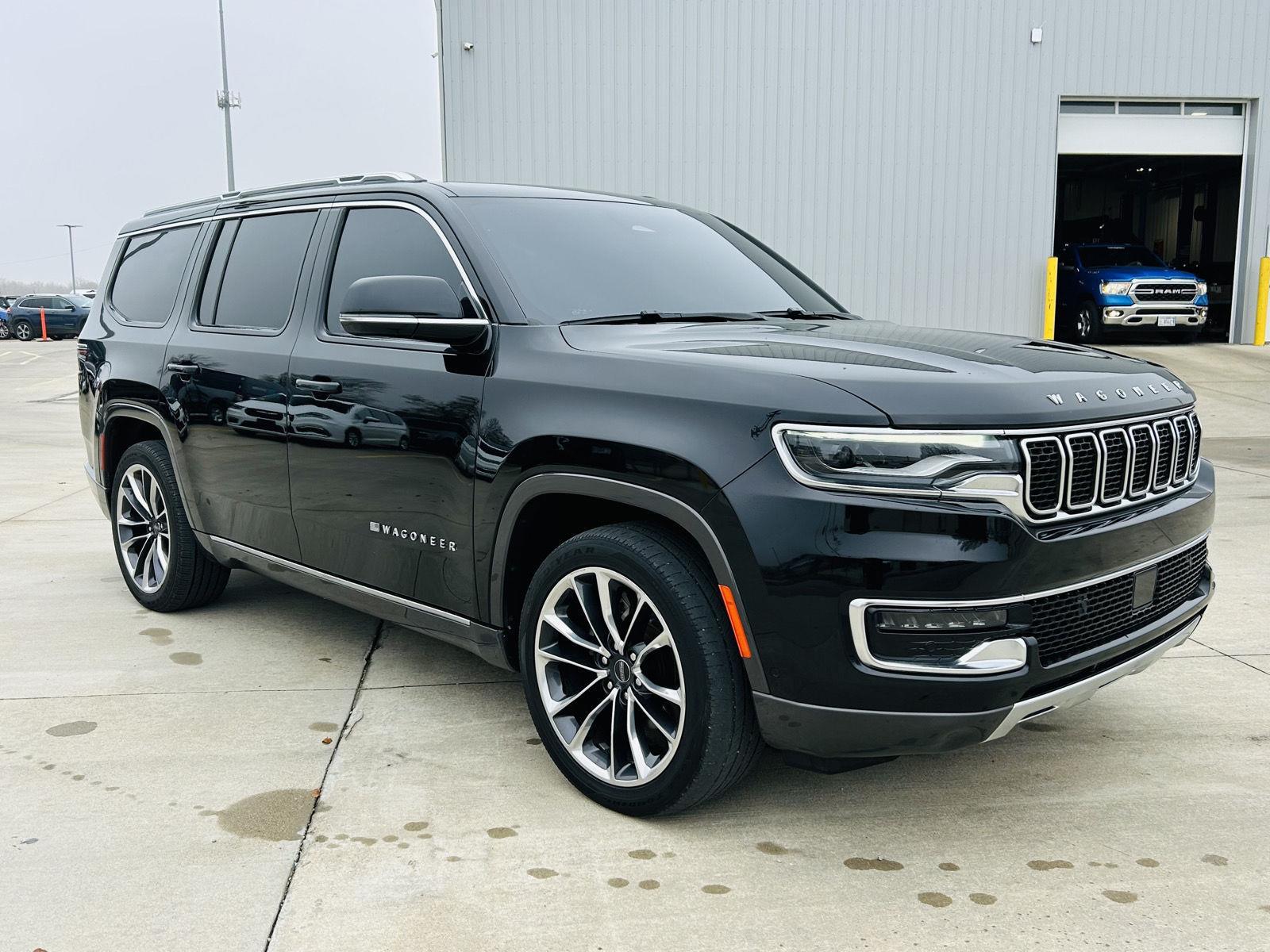 2022 Jeep Wagoneer Series III photo 2