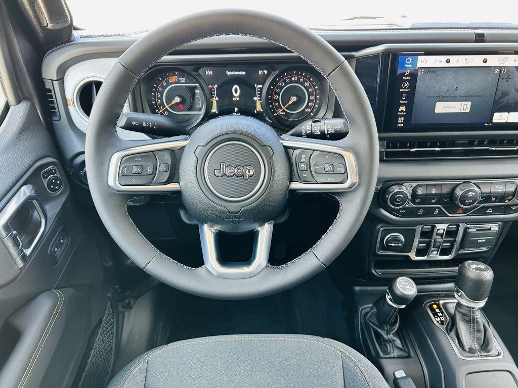 2025 Jeep Wrangler 4-Door Sahara - Photo 12