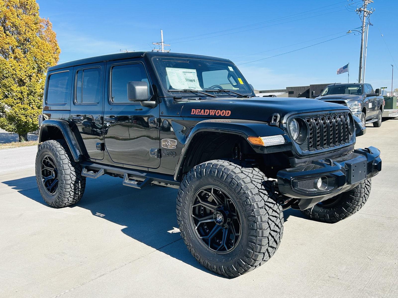 2025 Jeep Wrangler Willys photo 2