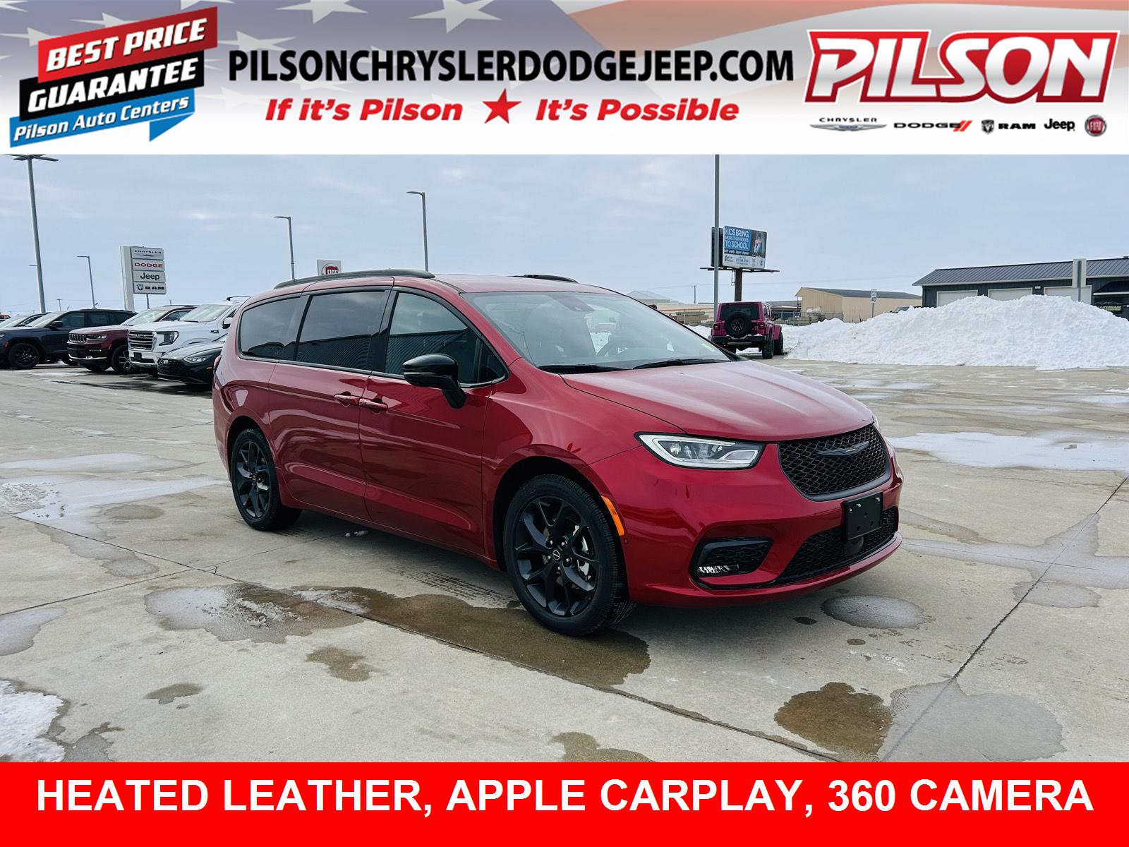 2026 Chrysler Pacifica Select's photo