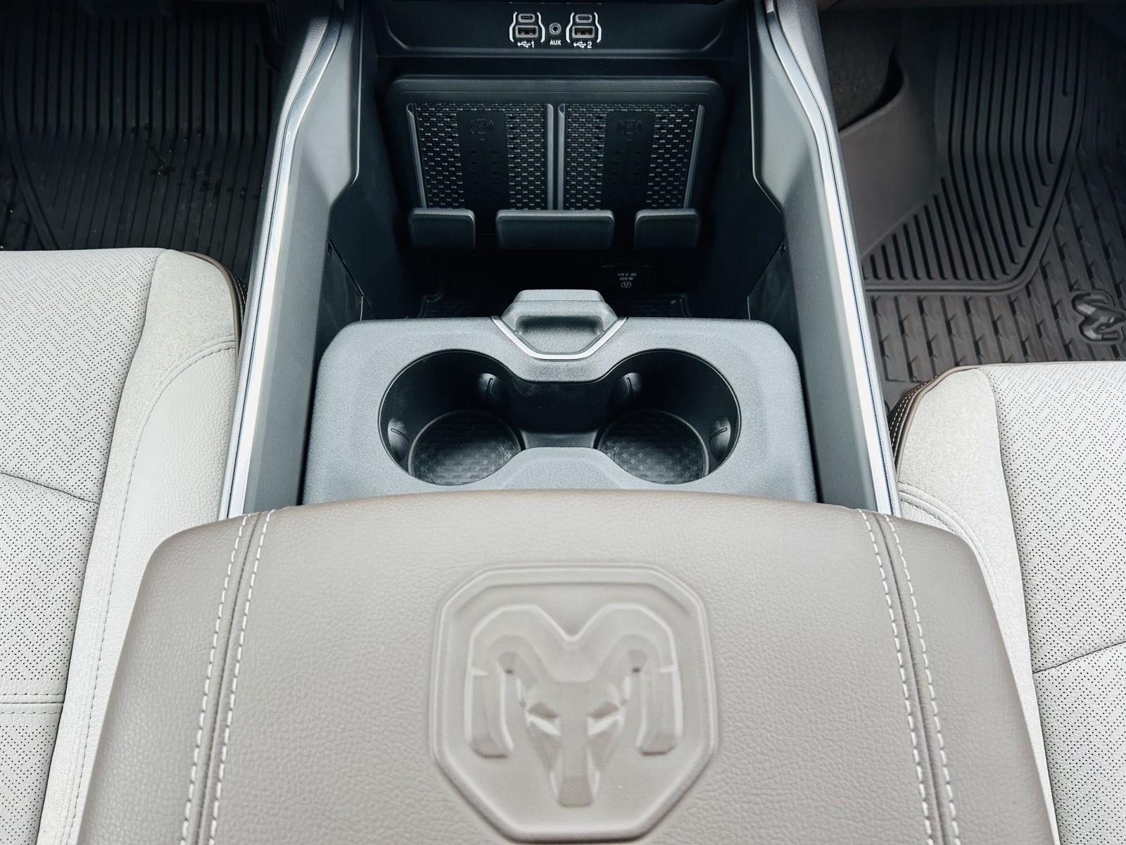 2026 RAM 3500 Laramie - Photo 26