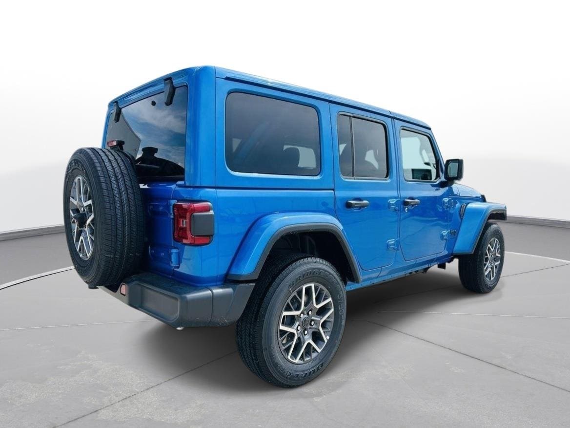2025 Jeep Wrangler 4-Door Sahara - Photo 37